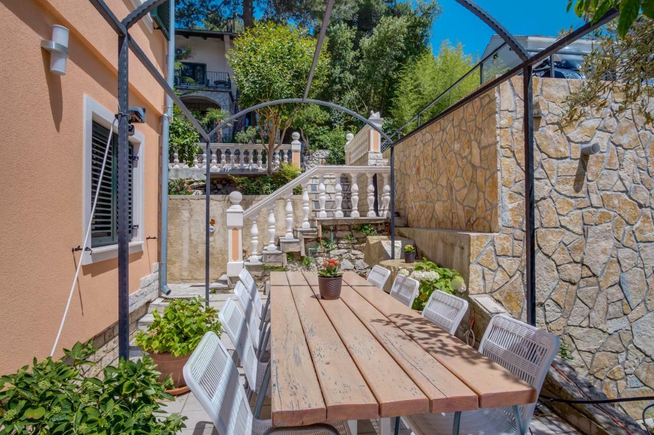 Villa Magnolia Mali Lošinj Kültér fotó